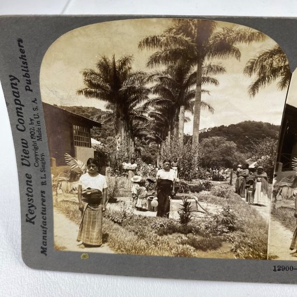 Antique 1905 Stereoview Photo Card Women Children Coffee FINA Guatemala C. A. - Picture 3 of 7